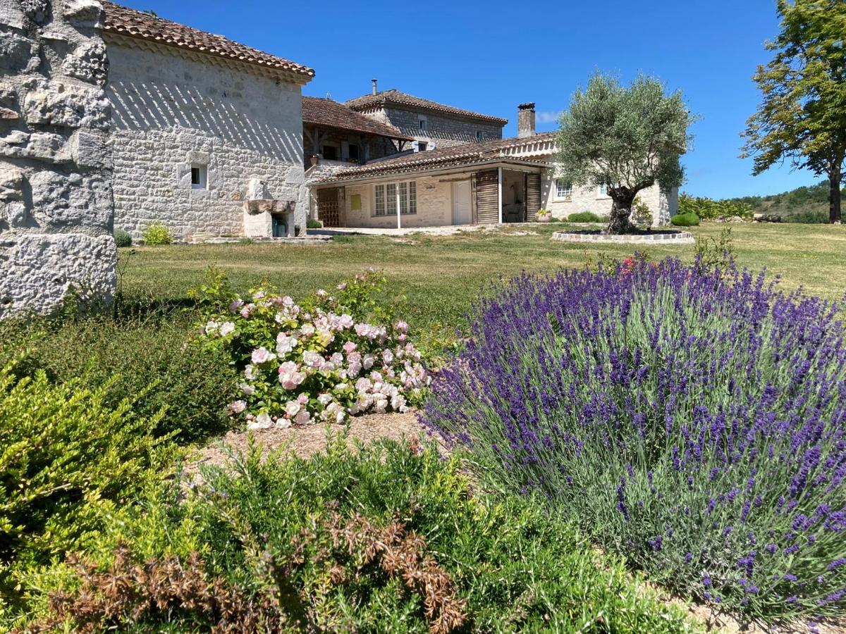 Le Gite Du Souffle Des Anges Sauveterre  Exterior photo