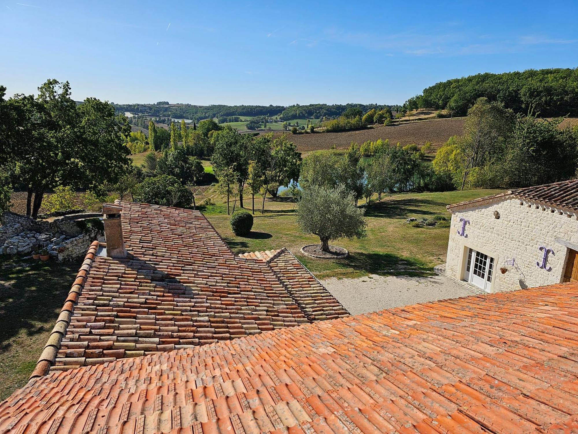 Le Gite Du Souffle Des Anges Sauveterre  Exterior photo